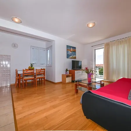 Vlado Apartment Makarska Exterior photo