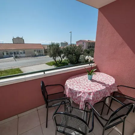 Vlado Apartment Makarska Exterior photo