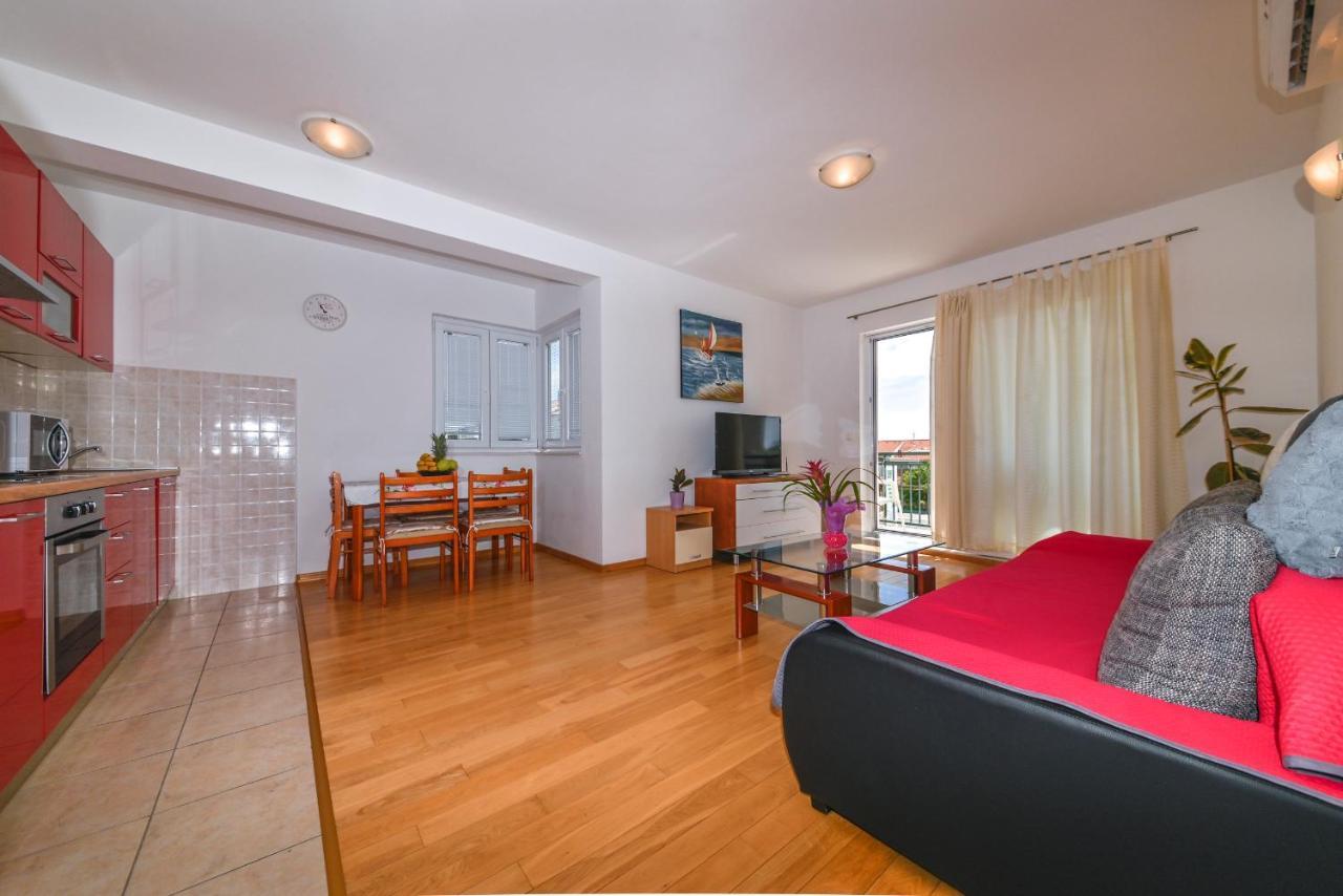 Apartment Vlado Makarska